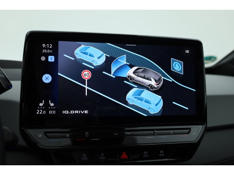 Volkswagen ID.3 Pro 58 kWh | Pano | HUD | 360cam | Memory | Afn. Trekhaak | Stoel- Stuurverw. | Adapt. Cruise | IQ. Light