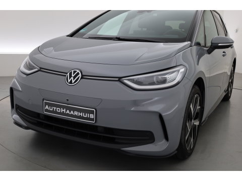 Volkswagen ID.3 Pro 58 kWh | Pano | HUD | 360cam | Memory | Afn. Trekhaak | Stoel- Stuurverw. | Adapt. Cruise | IQ. Light