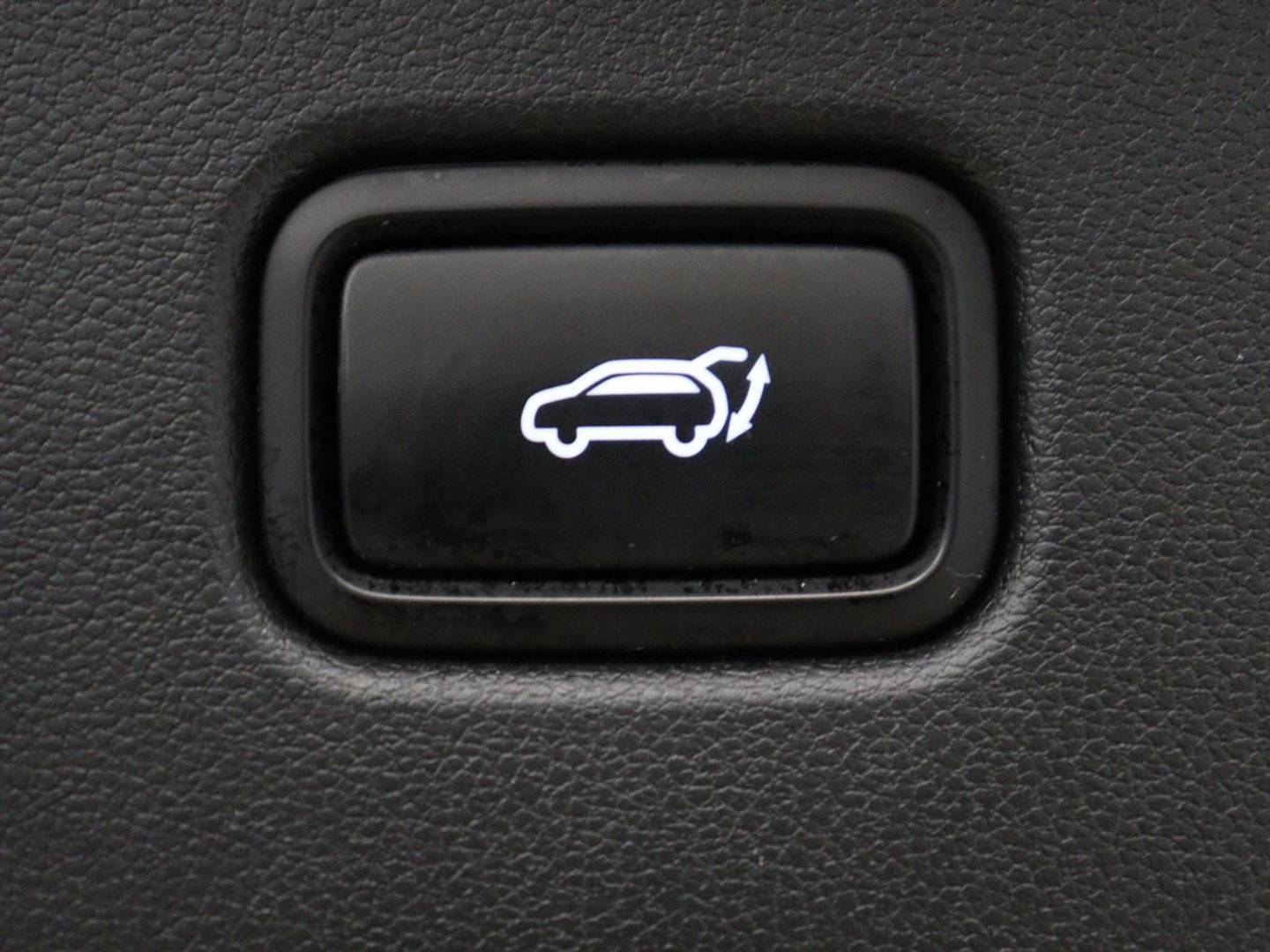 Hyundai Tucson 1.6 T-GDI PHEV Premium 4WD | SOH 96,9% | Memory | Leder | Stuur/stoel verwarming | Stoel ventilatie | Adaptive cruise | 360 camera | Park assist | Achterbank verwarming | Climate control