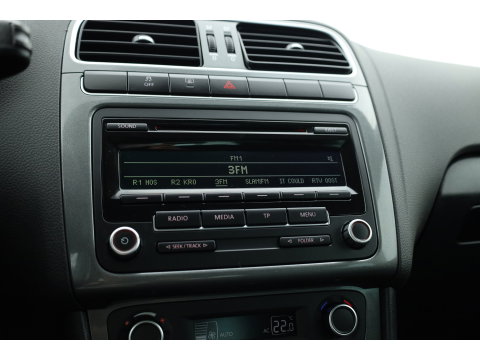 Volkswagen Polo 1.2 TSI Highline Edition | Orgi. NL | Rijklaar!! | Trekhaak | Cruise Control | Clima | PDC Achter