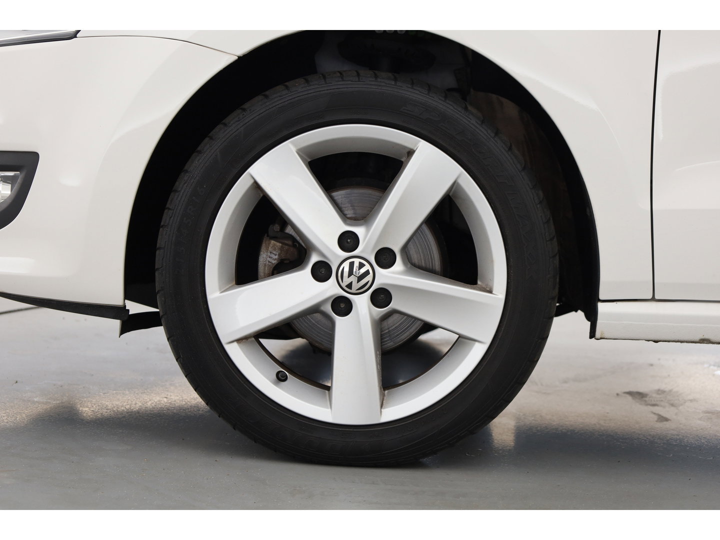 Volkswagen Polo 1.2 TSI Highline Edition | Orgi. NL | Rijklaar!! | Trekhaak | Cruise Control | Clima | PDC Achter
