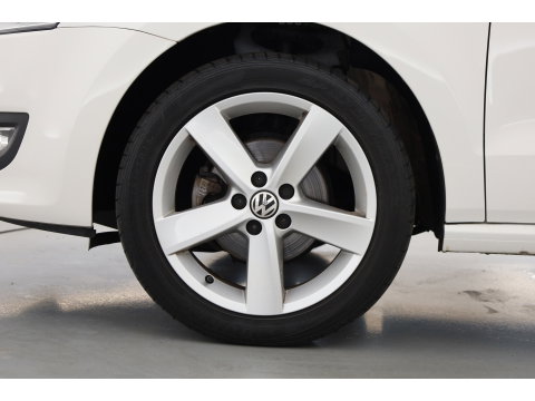 Volkswagen Polo 1.2 TSI Highline Edition | Orgi. NL | Rijklaar!! | Trekhaak | Cruise Control | Clima | PDC Achter