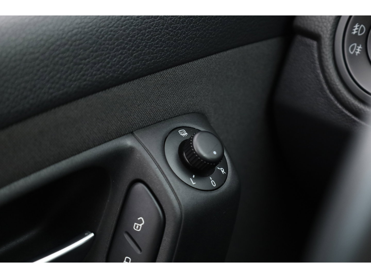 Volkswagen Polo 1.2 TSI Highline Edition | Orgi. NL | Rijklaar!! | Trekhaak | Cruise Control | Clima | PDC Achter