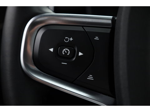 Volvo C40 Recharge Twin Ultimate 78 kWh | Pano | 360cam | Memory | H&K Audio | 20'' | Stoel- Stuurverw. | Pilot Assist