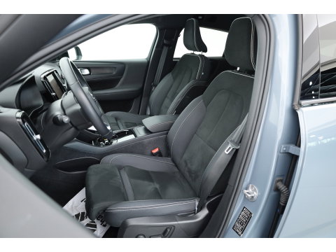 Volvo C40 Recharge Twin Ultimate 78 kWh | Pano | 360cam | Memory | H&K Audio | 20'' | Stoel- Stuurverw. | Pilot Assist