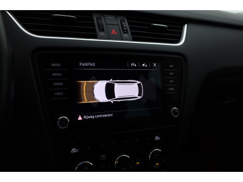 Škoda Octavia Combi 1.5 TSI Greentech Style | Trekhaak | Apple CarPlay | Navi | PDC | Stoelverw. | DAB | Cruise Ctrl.