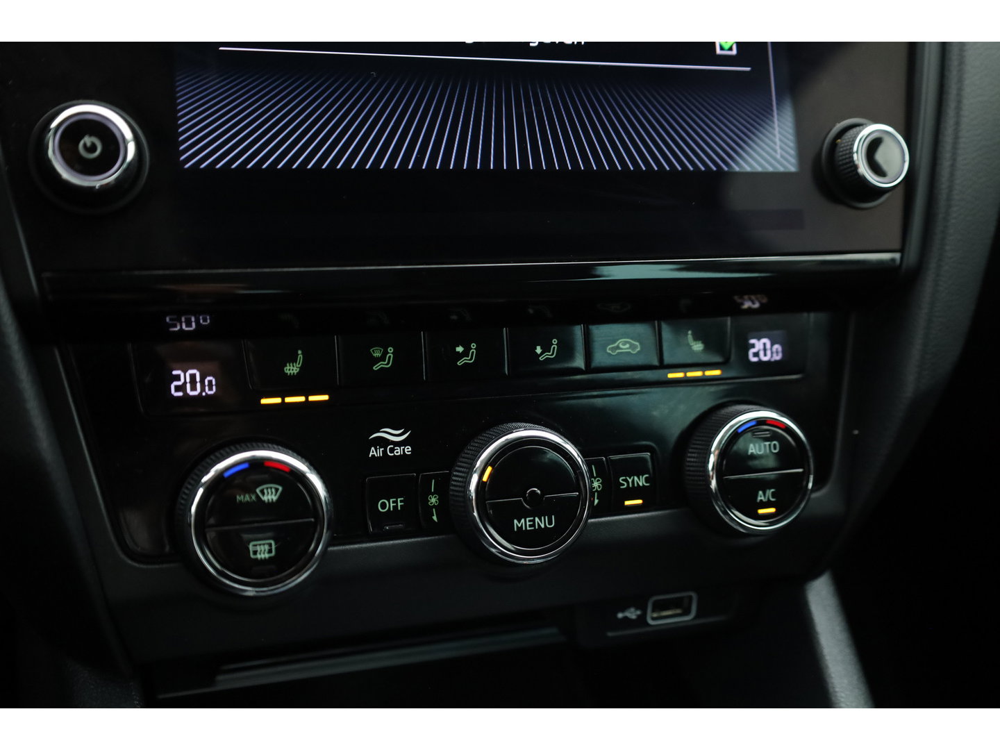 Škoda Octavia Combi 1.5 TSI Greentech Style | Trekhaak | Apple CarPlay | Navi | PDC | Stoelverw. | DAB | Cruise Ctrl.