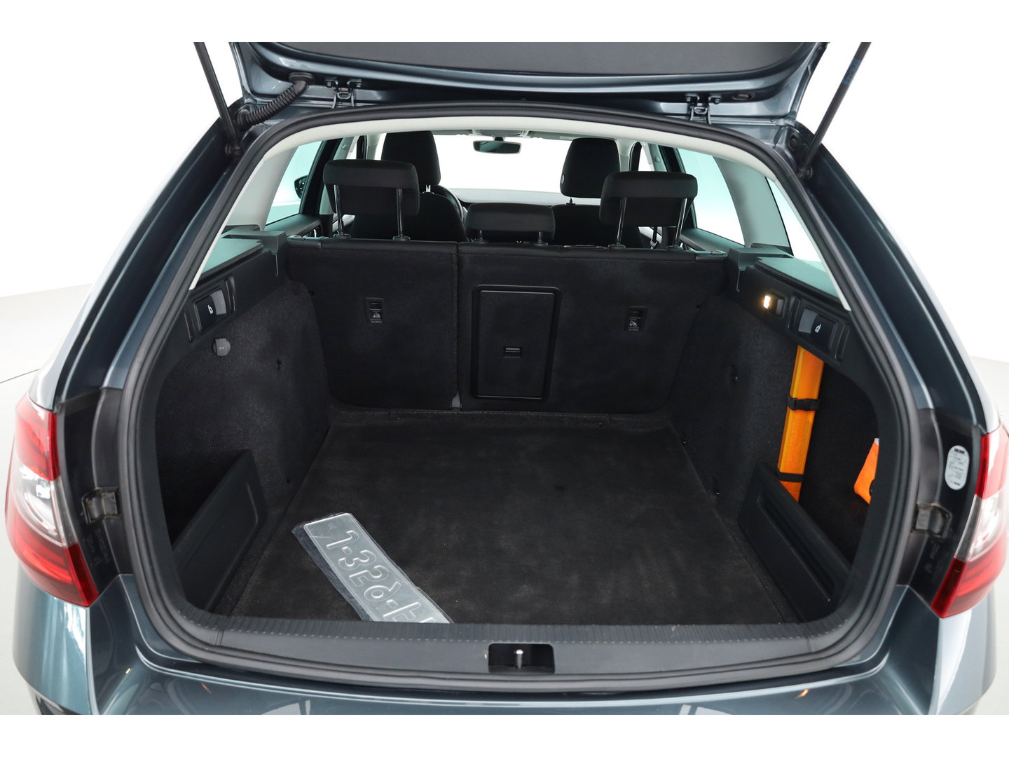 Škoda Octavia Combi 1.5 TSI Greentech Style | Trekhaak | Apple CarPlay | Navi | PDC | Stoelverw. | DAB | Cruise Ctrl.