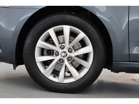 Škoda Octavia Combi 1.5 TSI Greentech Style | Trekhaak | Apple CarPlay | Navi | PDC | Stoelverw. | DAB | Cruise Ctrl.