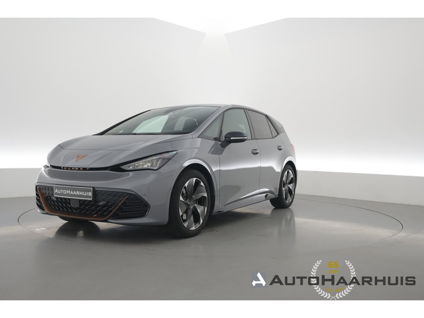 CUPRA Born 62 kWh | Rijklaar! | Apple CarPlay | Stoel- Stuurverw. | PDC V+A | All Season | 19'' |