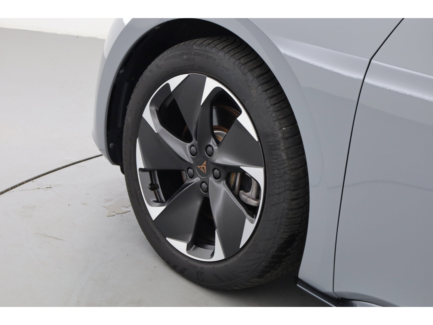 CUPRA Born 62 kWh | Rijklaar! | Apple CarPlay | Stoel- Stuurverw. | PDC V+A | All Season | 19'' |