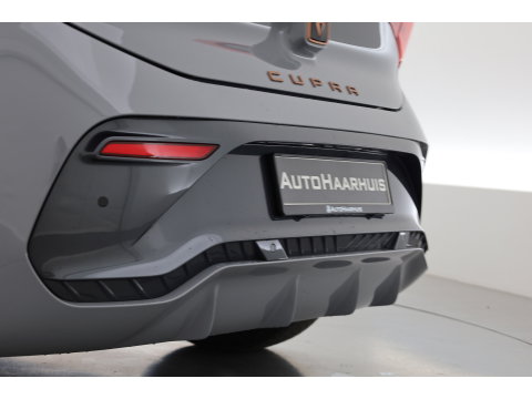 CUPRA Born 62 kWh | Rijklaar! | Apple CarPlay | Stoel- Stuurverw. | PDC V+A | All Season | 19'' |