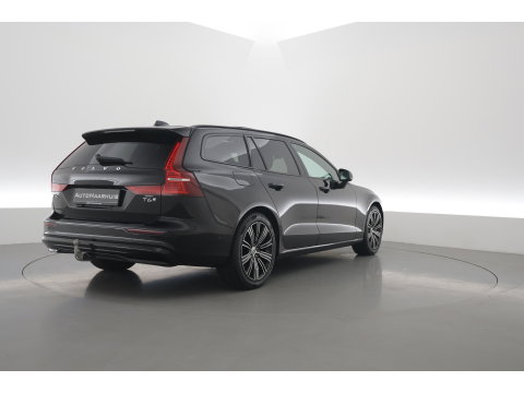 Volvo V60 2.0 T6 Plug-in hybrid AWD Plus Dark | Pano | Trekhaak | Memory Seats | H&K Audio | 360cam | Pilot Assist | Bliss | Stoel-Stuurverw. |
