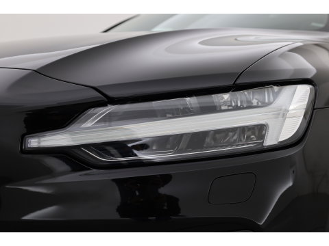 Volvo V60 2.0 T6 Plug-in hybrid AWD Plus Dark | Pano | Trekhaak | Memory Seats | H&K Audio | 360cam | Pilot Assist | Bliss | Stoel-Stuurverw. |