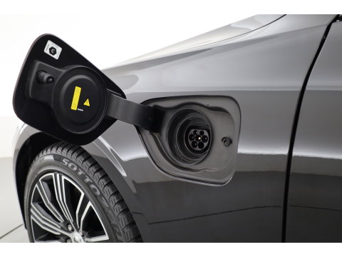 Volvo V60 2.0 T6 Plug-in hybrid AWD Plus Dark | Pano | Trekhaak | Memory Seats | H&K Audio | 360cam | Pilot Assist | Bliss | Stoel-Stuurverw. |