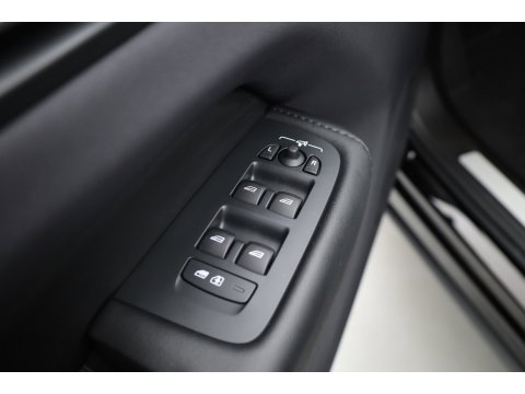 Volvo XC60 2.0 T6 Plug-in hybrid AWD Plus Bright | Pano | Pilot Assist | Leder | Memory | Stoel- stuurverw. | Harman Kardon | All Season