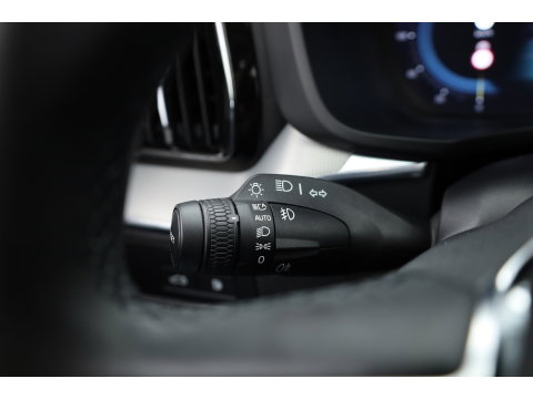 Volvo XC60 2.0 T6 Plug-in hybrid AWD Plus Bright | Pano | Pilot Assist | Leder | Memory | Stoel- stuurverw. | Harman Kardon | All Season