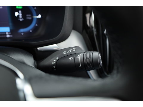 Volvo XC60 2.0 T6 Plug-in hybrid AWD Plus Bright | Pano | Pilot Assist | Leder | Memory | Stoel- stuurverw. | Harman Kardon | All Season