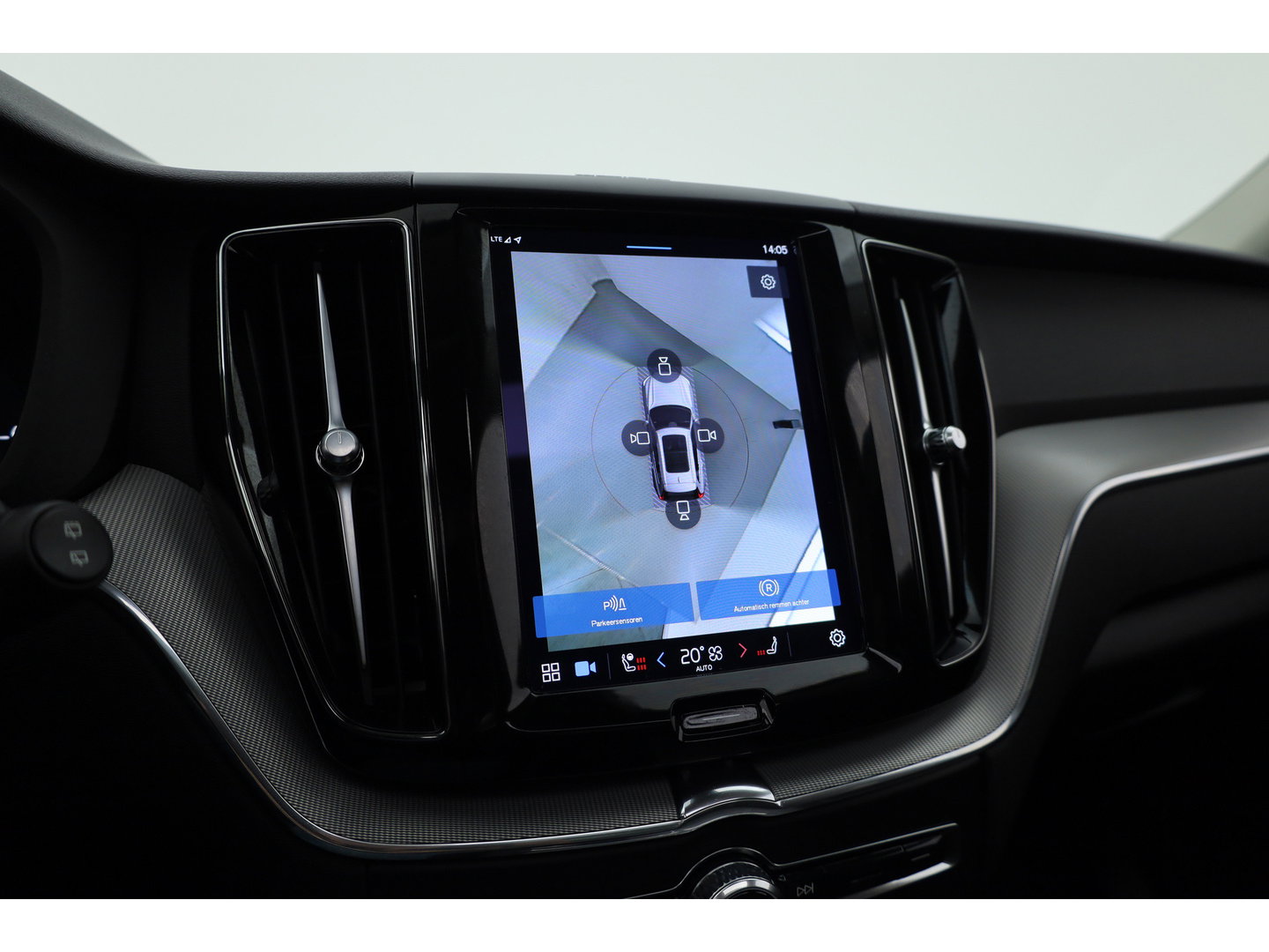 Volvo XC60 2.0 T6 Plug-in hybrid AWD Plus Bright | Pano | Pilot Assist | Leder | Memory | Stoel- stuurverw. | Harman Kardon | All Season