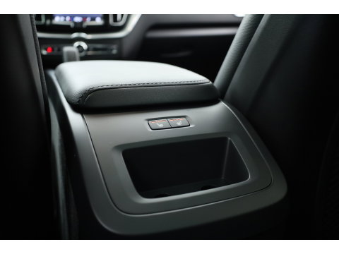 Volvo XC60 2.0 T6 Plug-in hybrid AWD Plus Bright | Pano | Pilot Assist | Leder | Memory | Stoel- stuurverw. | Harman Kardon | All Season