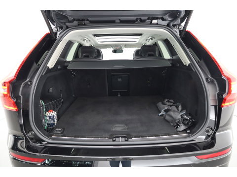 Volvo XC60 2.0 T6 Plug-in hybrid AWD Plus Bright | Pano | Pilot Assist | Leder | Memory | Stoel- stuurverw. | Harman Kardon | All Season