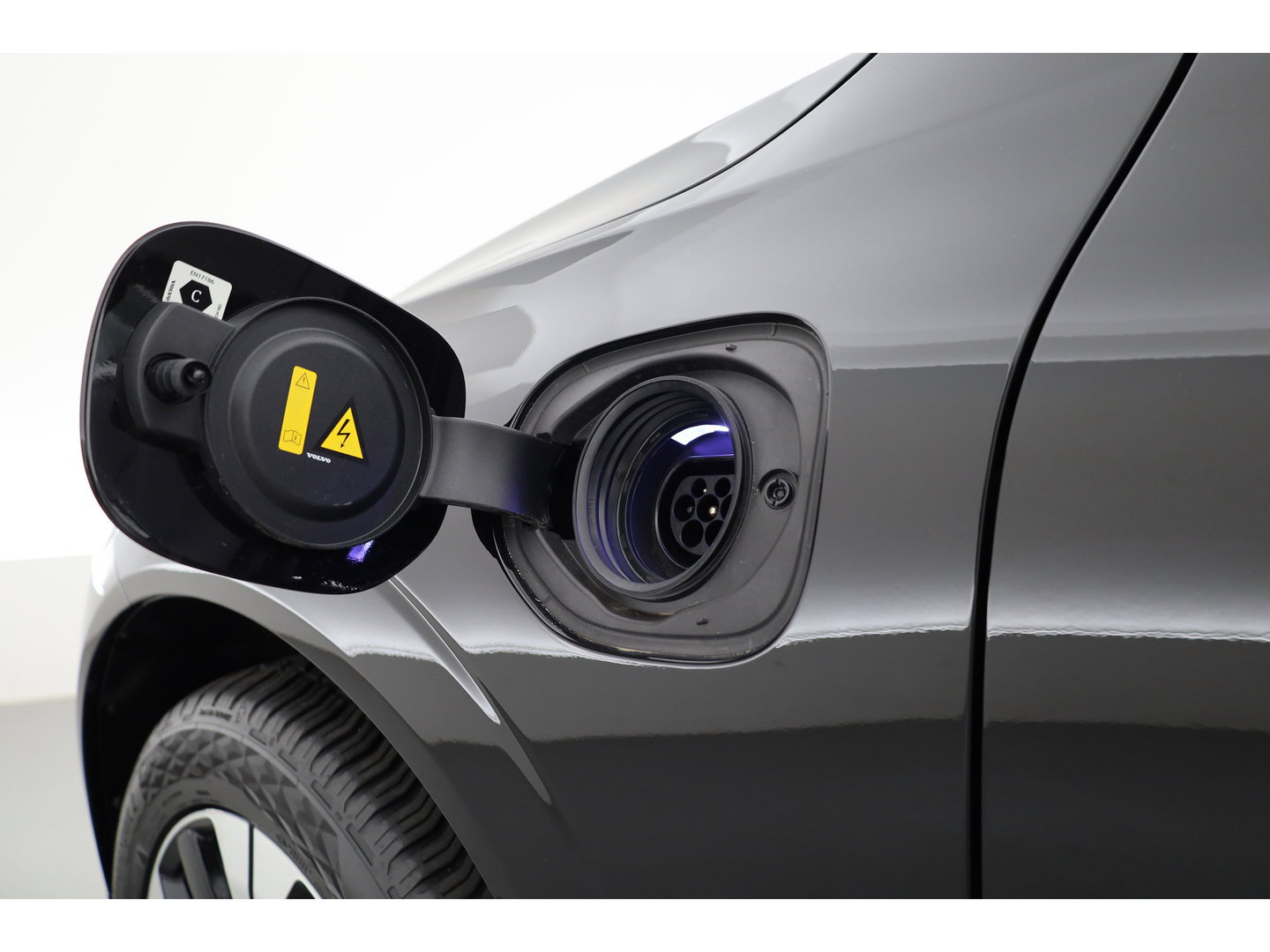 Volvo XC60 2.0 T6 Plug-in hybrid AWD Plus Bright | Pano | Pilot Assist | Leder | Memory | Stoel- stuurverw. | Harman Kardon | All Season