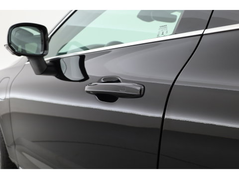 Volvo XC60 2.0 T6 Plug-in hybrid AWD Plus Bright | Pano | Pilot Assist | Leder | Memory | Stoel- stuurverw. | Harman Kardon | All Season