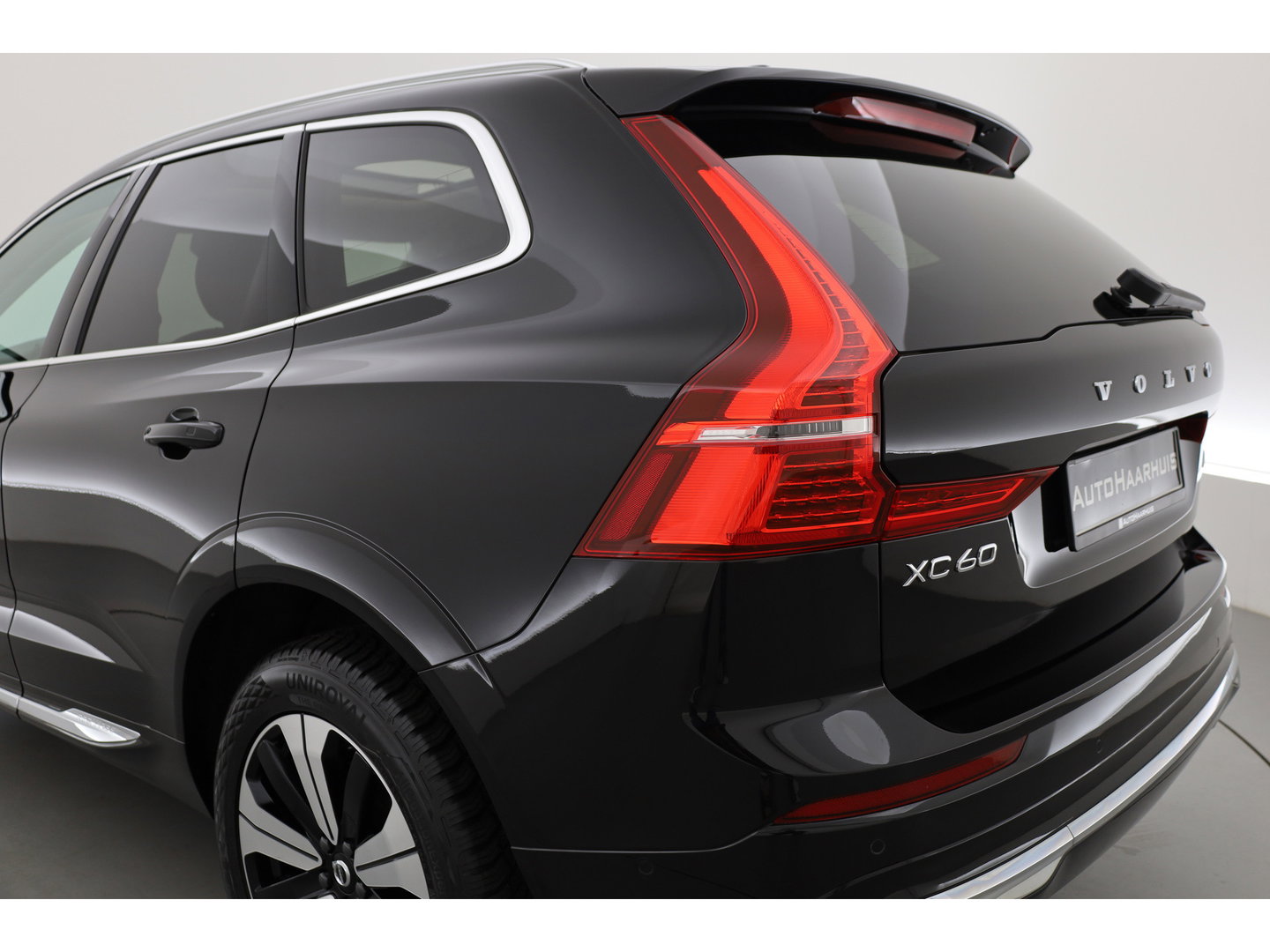 Volvo XC60 2.0 T6 Plug-in hybrid AWD Plus Bright | Pano | Pilot Assist | Leder | Memory | Stoel- stuurverw. | Harman Kardon | All Season