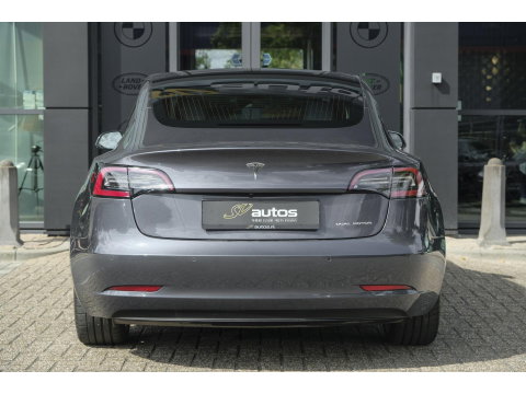 Tesla Model 3 Long Range 351pk AWD 75 kWh *BTW* *SOH 85%* Panoramadak 19" LMV Sport Autopilot