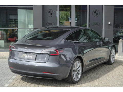 Tesla Model 3 Long Range 351pk AWD 75 kWh *BTW* *SOH 85%* Panoramadak 19" LMV Sport Autopilot