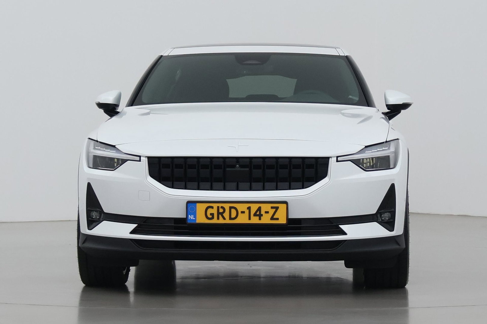 Polestar 2 Long Range Single Motor 78 kWh | Plus | Pilot | Panoramadak | Harman/Kardon | 360° Camera | Warmtepomp | BLIS | Stoel+Stuurverwarming | 20 Inch