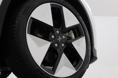 Polestar 2 Long Range Single Motor 78 kWh | Plus | Pilot | Panoramadak | Harman/Kardon | 360° Camera | Warmtepomp | BLIS | Stoel+Stuurverwarming | 20 Inch