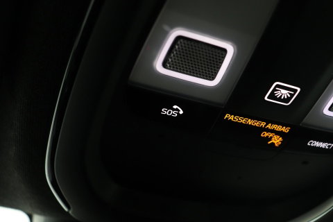 Polestar 2 Long Range Single Motor 78 kWh | Plus | Pilot | Panoramadak | Harman/Kardon | 360° Camera | Warmtepomp | BLIS | Stoel+Stuurverwarming | 20 Inch