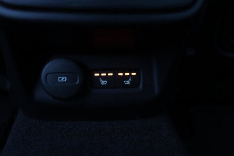 Polestar 2 Long Range Single Motor 78 kWh | Plus | Pilot | Panoramadak | Harman/Kardon | 360° Camera | Warmtepomp | BLIS | Stoel+Stuurverwarming | 20 Inch