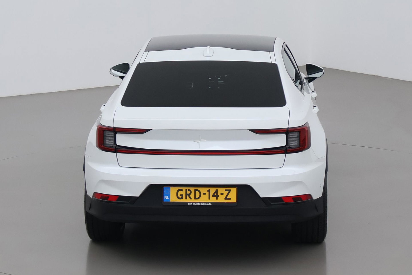 Polestar 2 Long Range Single Motor 78 kWh | Plus | Pilot | Panoramadak | Harman/Kardon | 360° Camera | Warmtepomp | BLIS | Stoel+Stuurverwarming | 20 Inch