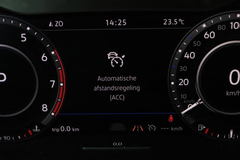 Volkswagen Tiguan Allspace 1.4 TSI Comfortline Business | 7 Persoons | Panoramadak | Trekhaak | Massage | Keyless | Stoelverwarming | Getint Glas