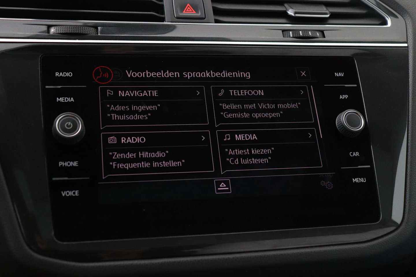 Volkswagen Tiguan Allspace 1.4 TSI Comfortline Business | 7 Persoons | Panoramadak | Trekhaak | Massage | Keyless | Stoelverwarming | Getint Glas