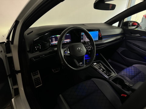 Volkswagen Golf 2.0 TSI R 4Motion Pano|Camera|Stoelverwarming|Stuurverwaimg|IQ
