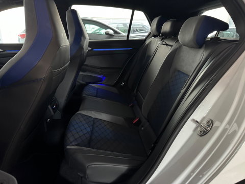 Volkswagen Golf 2.0 TSI R 4Motion Pano|Camera|Stoelverwarming|Stuurverwaimg|IQ