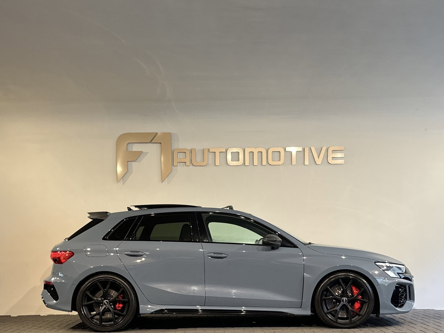 Audi RS3 Sportback 2.5 TFSI quattro Pano|B&O|HuD|Keyless|Sfeer