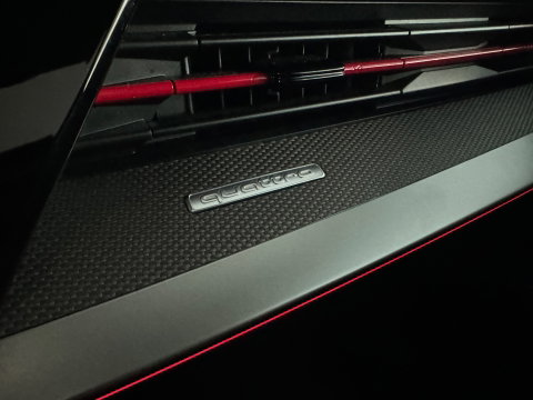 Audi RS3 Sportback 2.5 TFSI quattro Pano|B&O|HuD|Keyless|Sfeer
