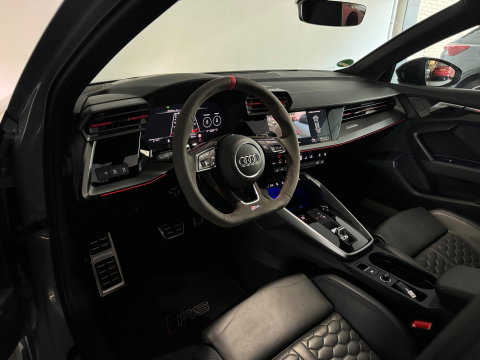 Audi RS3 Sportback 2.5 TFSI quattro Pano|B&O|HuD|Keyless|Sfeer