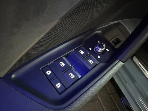 Audi RS3 Sportback 2.5 TFSI quattro Pano|B&O|HuD|Keyless|Sfeer