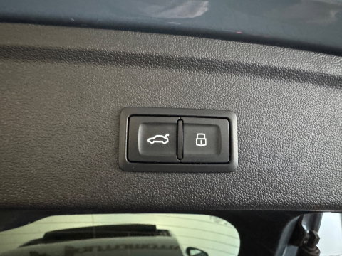 Audi RS3 Sportback 2.5 TFSI quattro Pano|B&O|HuD|Keyless|Sfeer