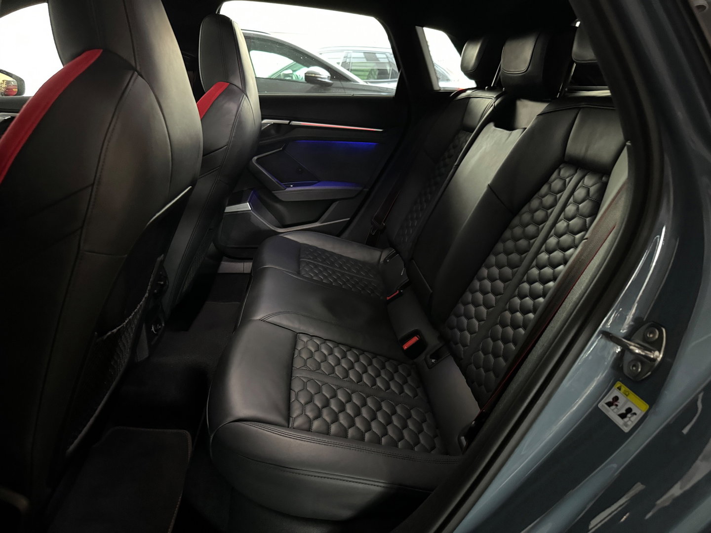 Audi RS3 Sportback 2.5 TFSI quattro Pano|B&O|HuD|Keyless|Sfeer