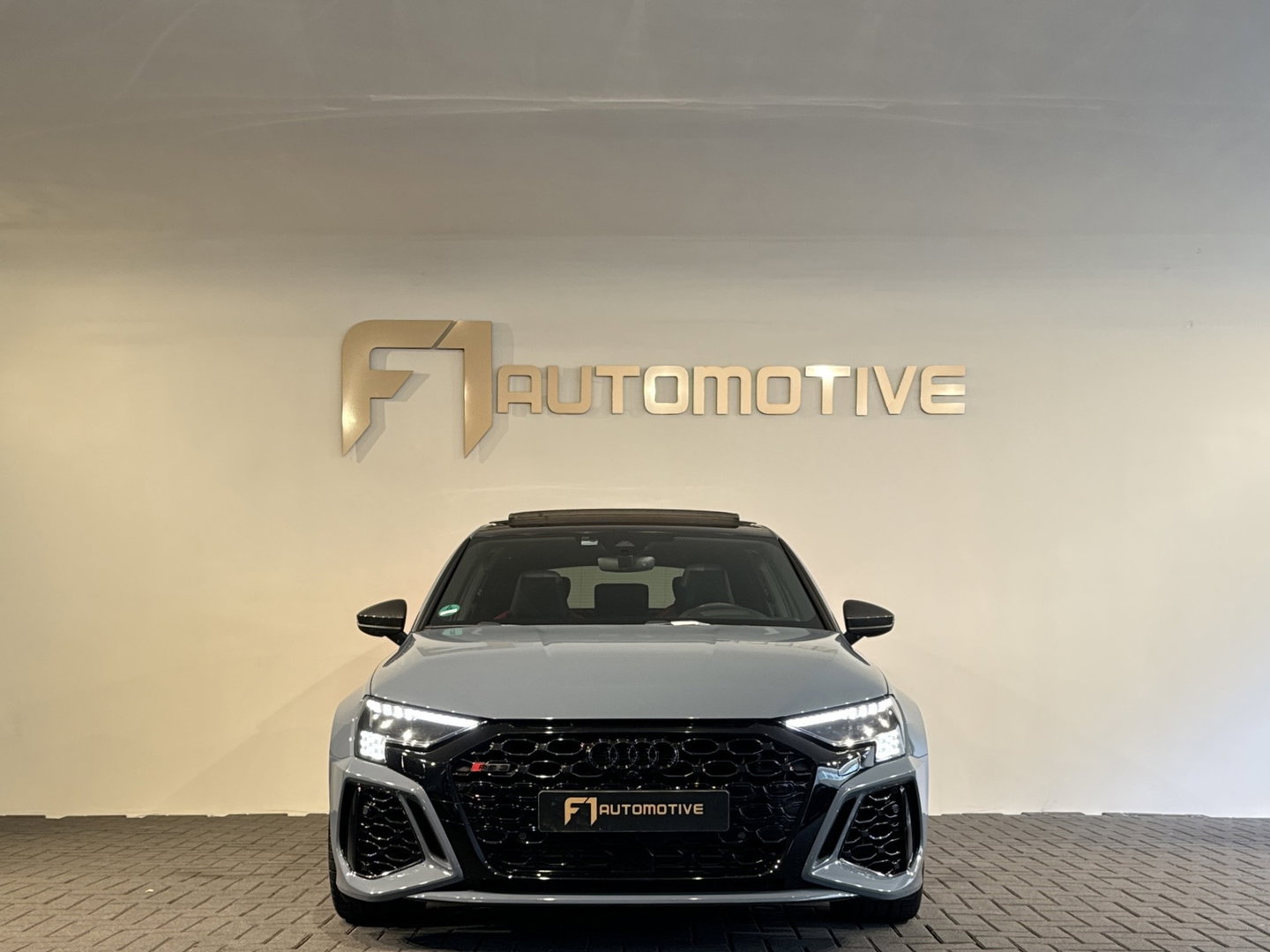 Audi RS3 Sportback 2.5 TFSI quattro Pano|B&O|HuD|Keyless|Sfeer