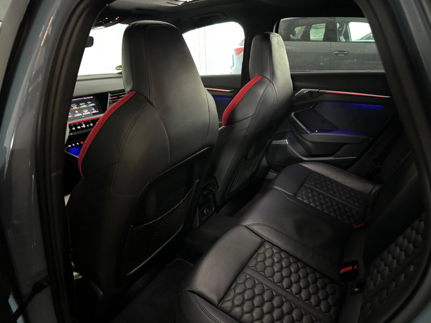 Audi RS3 Sportback 2.5 TFSI quattro Pano|B&O|HuD|Keyless|Sfeer
