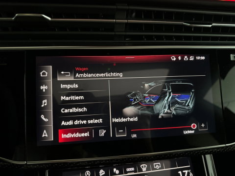 Audi Q8 4.0 TFSI SQ8 quattro Carbon|Massage|Trekhaak|Sfeer|Nachtzicht