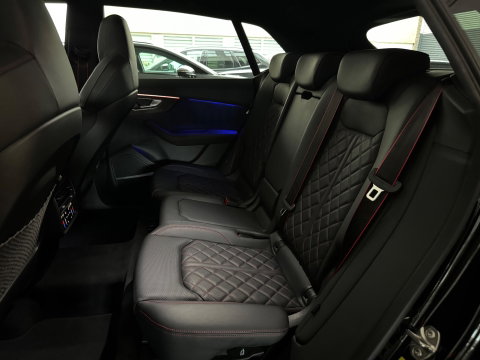 Audi Q8 4.0 TFSI SQ8 quattro Carbon|Massage|Trekhaak|Sfeer|Nachtzicht