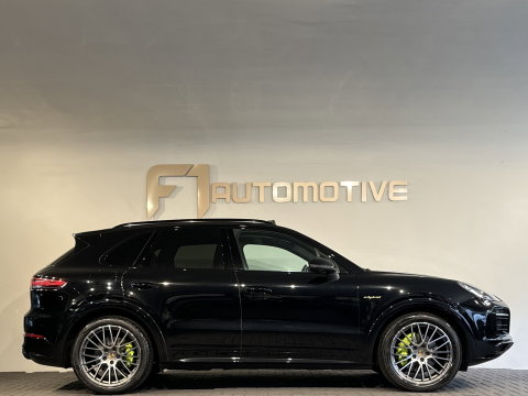 Porsche Cayenne 3.0 E-Hybrid Pano|App 03-27|SportDesign|HuD|Bose|360 Camera